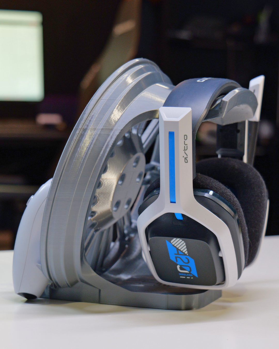 Wheel Headset and Controller Stand - STYLE: RE-GTR